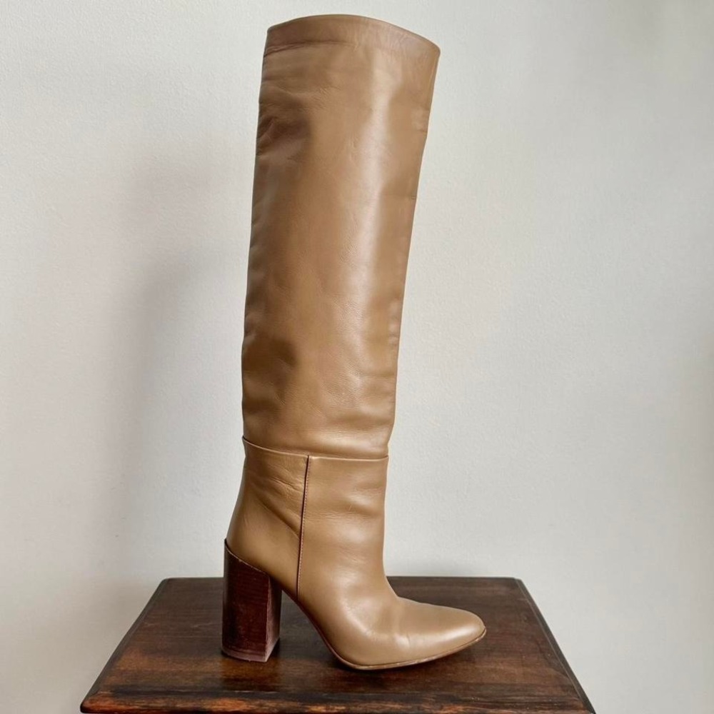 ZARA Knee High Leather Boot Size 39 / US 8 Pointed